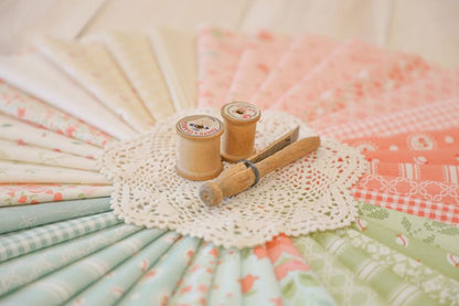 Sunbonnet (My Sew Quilty Life) - Fat Quarter Bundle 37 pcs - Moda