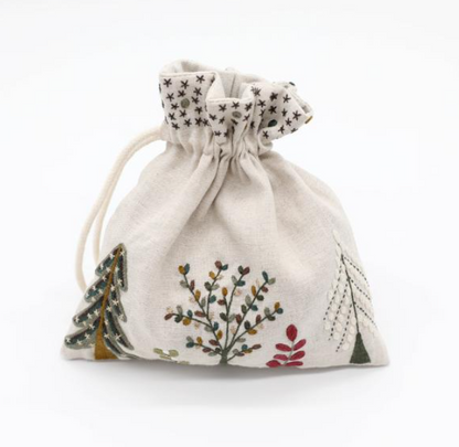 Pochon Sylvestre - Embroidery kit - Un chat dans l'aiguille
