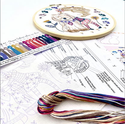 Quand Salomé câline son chien - Embroidery kit - Un chat dans l'aiguille