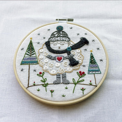 Frison se réchauffe - Embroidery kit - Un chat dans l'aiguille