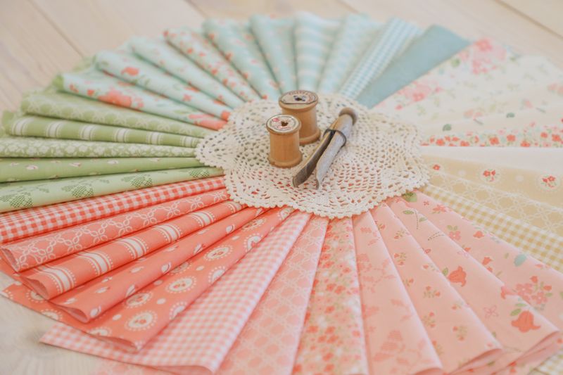 Sunbonnet (My Sew Quilty Life) - 5" Charms - Moda