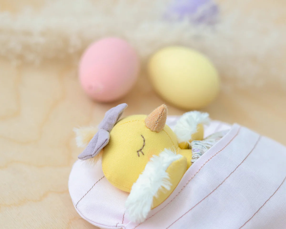 **Pre-Order** Mes Petites Lunes - Sewing Kit - Mini chick doll Robine